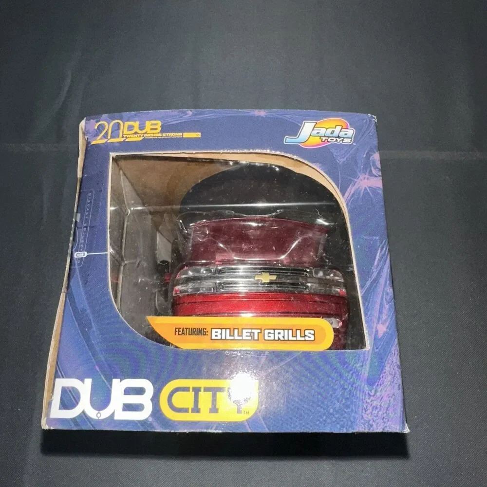 JADA DUB 2002 CHEVY SILVERADO RED 1:24 PICKUP  DIECAST NEW Maya 24 in Wheels